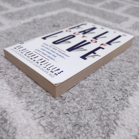 How to Fall Out of Love by Dr. Debora Phillips (1978 Paperback) New Excellent - Picture 4 of 4